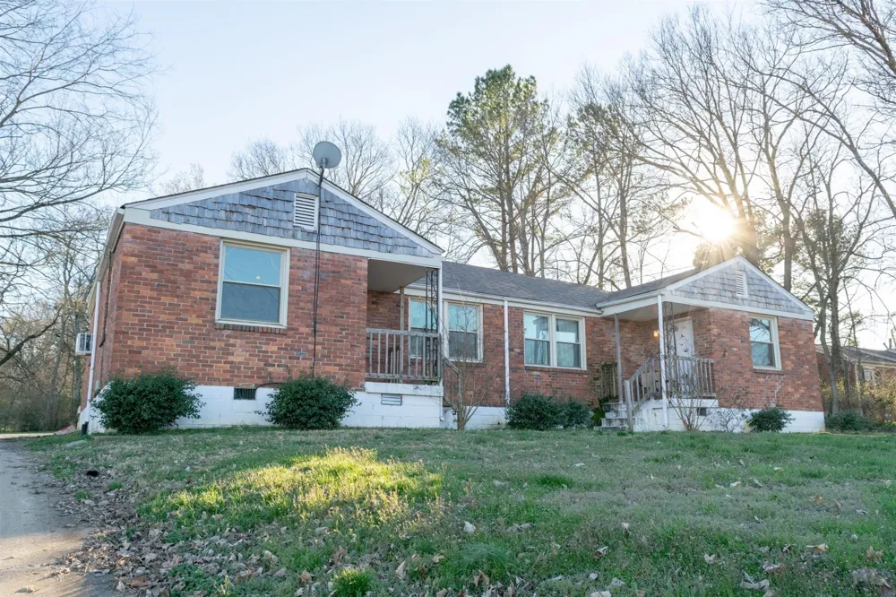 410A Ewing Drive Nashville, TN 37207