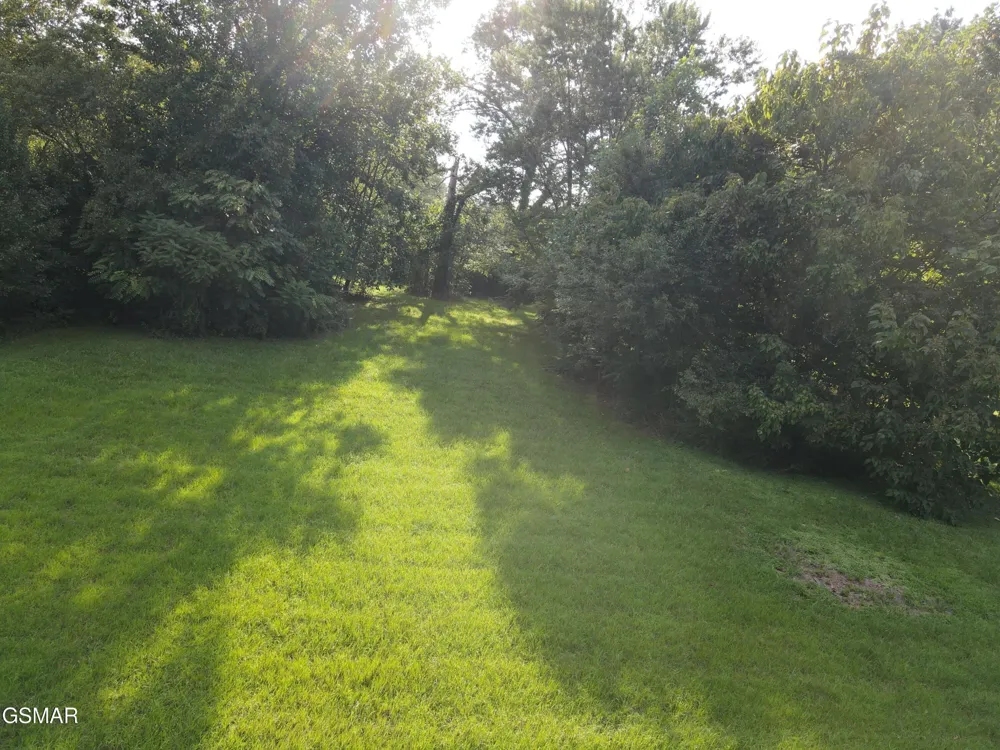 26 Maplewood Circle Sevierville, TN 37876