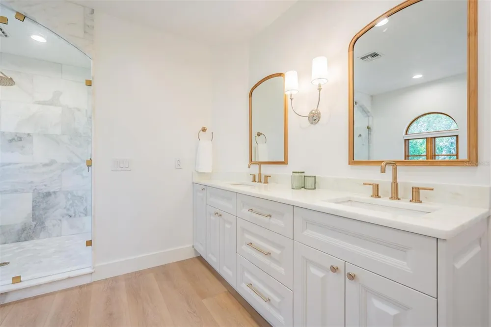 128 CARLYLE DRIVE Palm Harbor, FL 34683