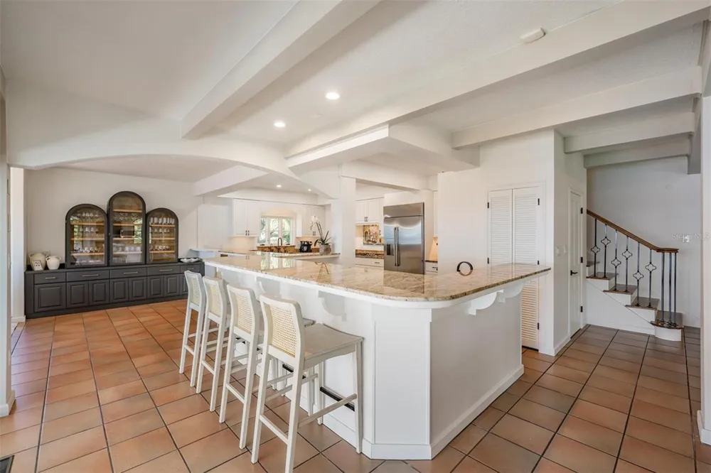 128 CARLYLE DRIVE Palm Harbor, FL 34683