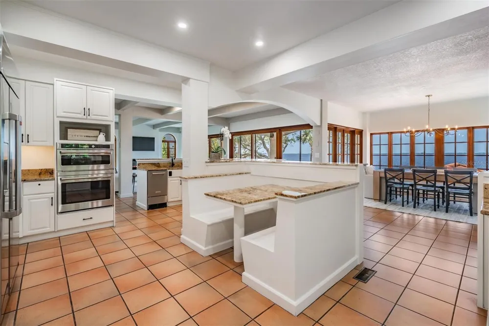 128 CARLYLE DRIVE Palm Harbor, FL 34683