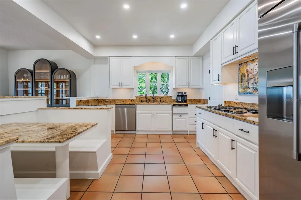 128 CARLYLE DRIVE Palm Harbor, FL 34683