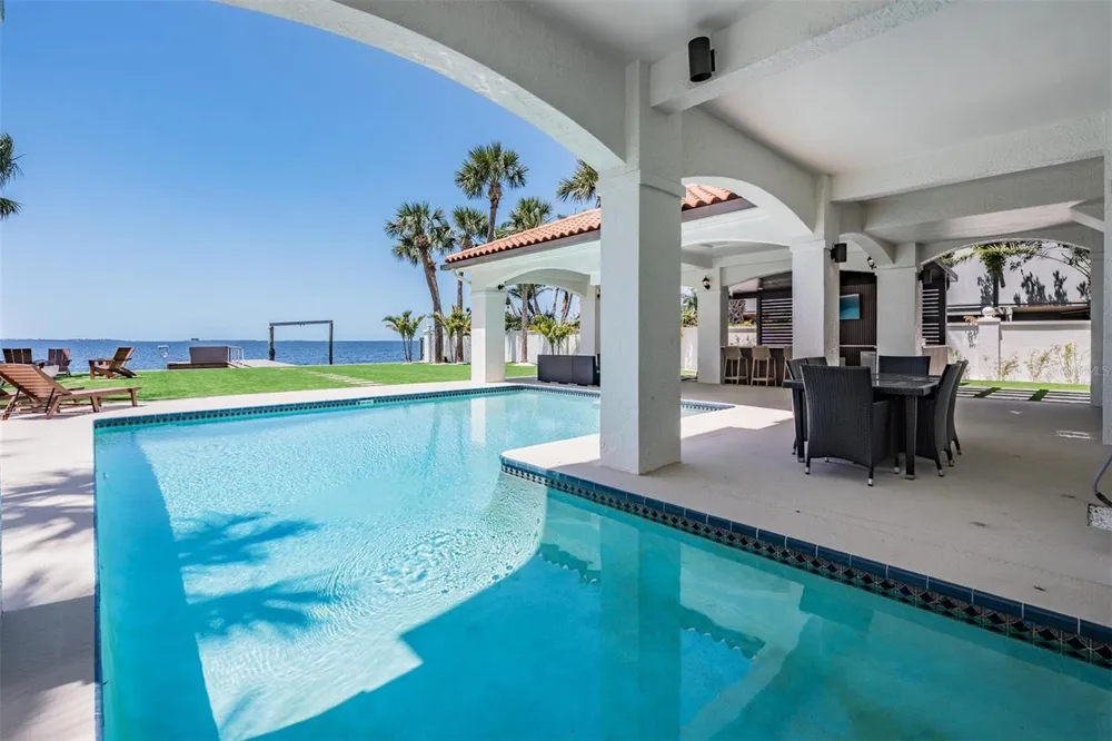 128 CARLYLE DRIVE Palm Harbor, FL 34683
