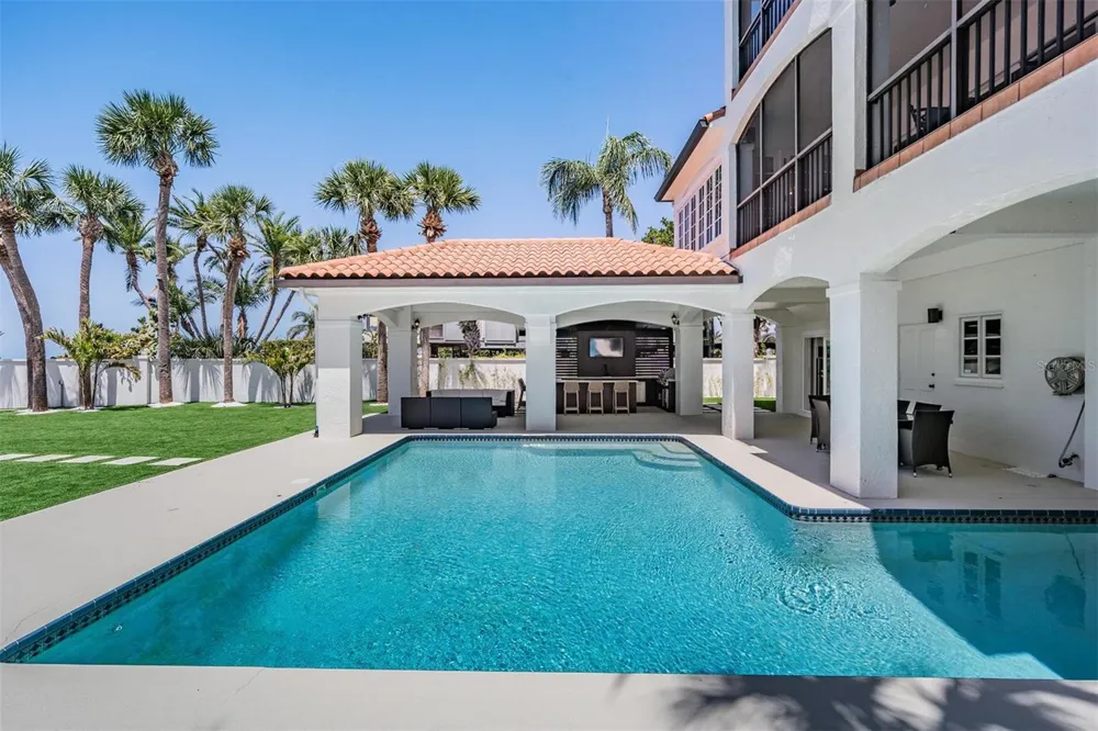 128 CARLYLE DRIVE Palm Harbor, FL 34683