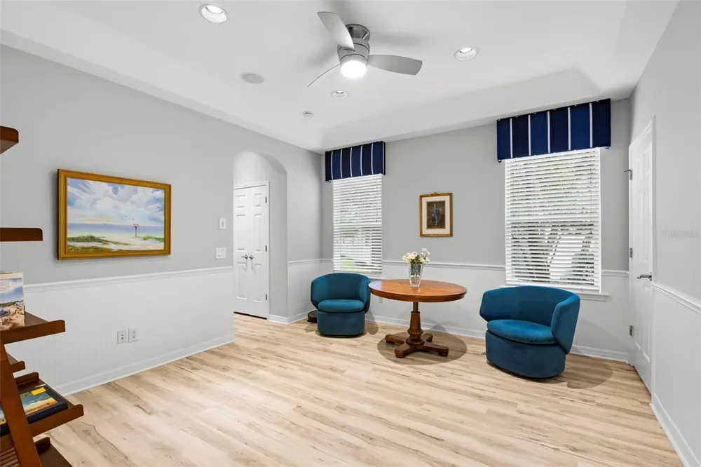 11201 GREEN PARK CIRCLE Tampa, FL 33626