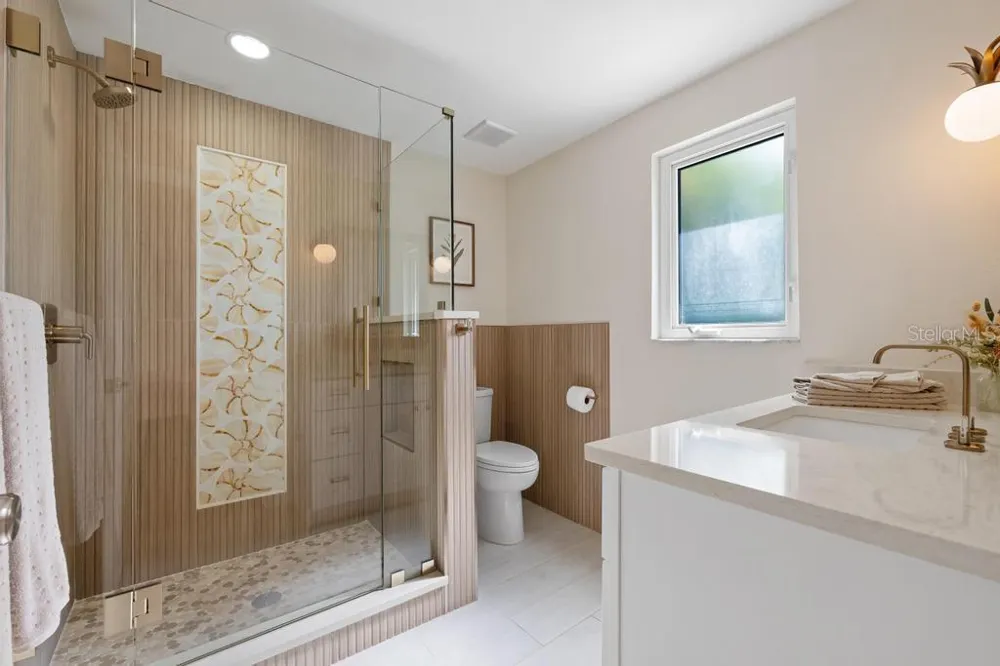 406 BAY PALMS DRIVE Holmes Beach, FL 34217
