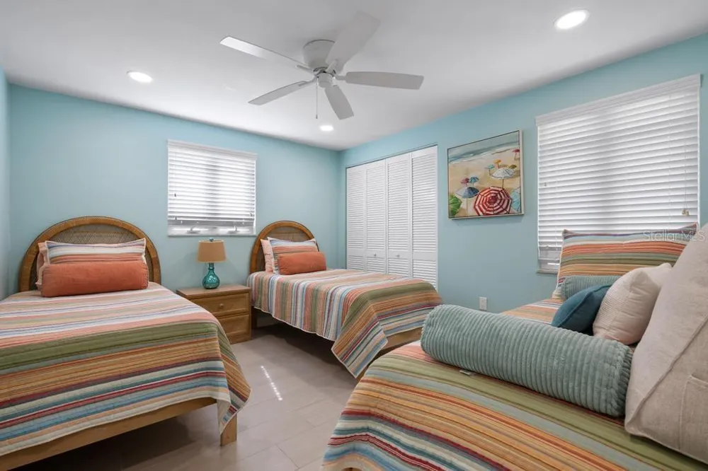 406 BAY PALMS DRIVE Holmes Beach, FL 34217