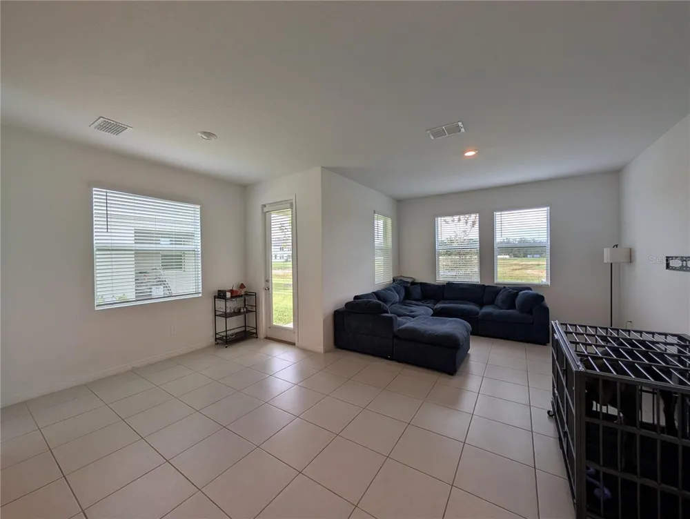 3385 LAPIS LAKE DRIVE Zephyrhills, FL 33541
