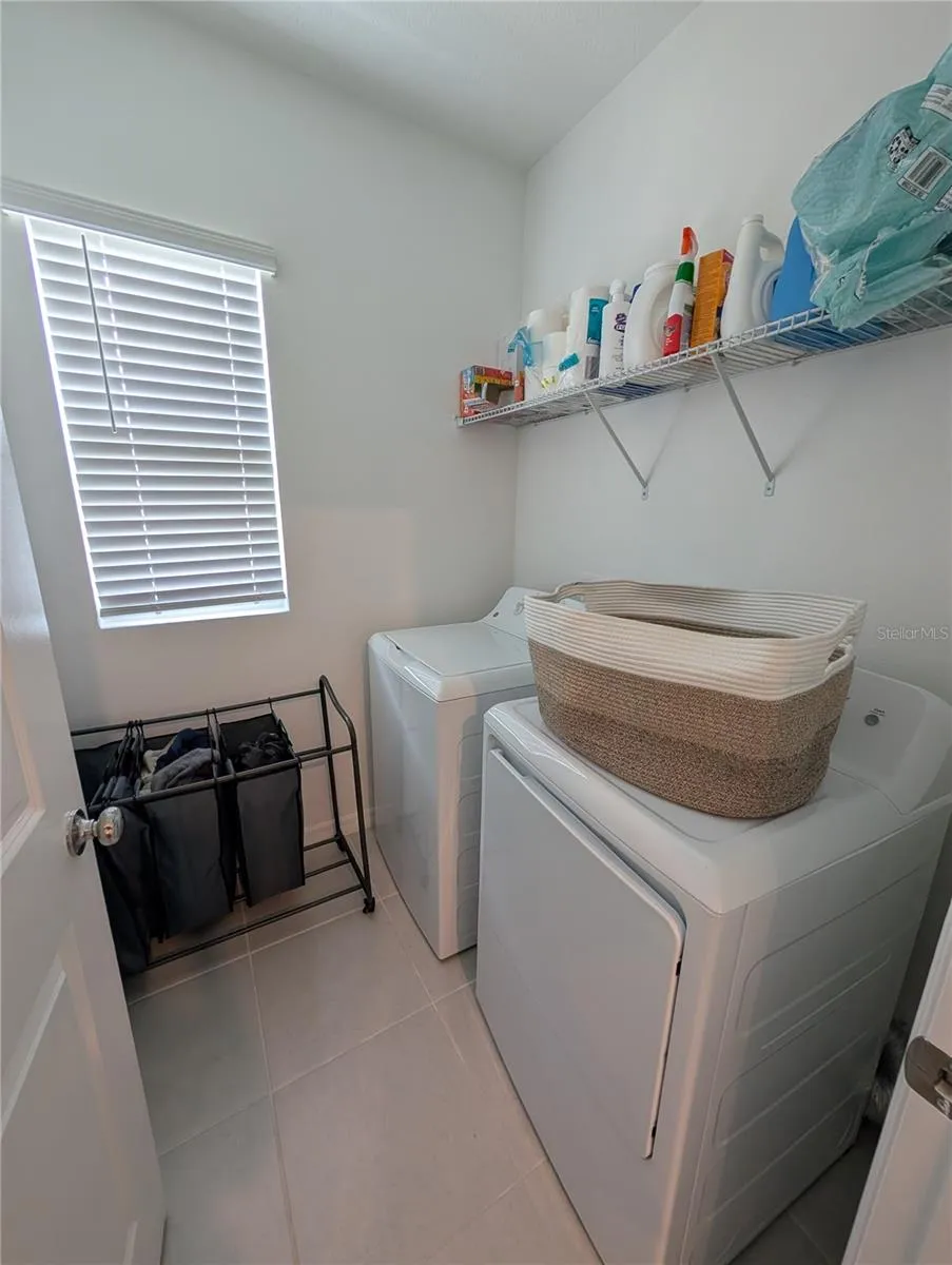3385 LAPIS LAKE DRIVE Zephyrhills, FL 33541