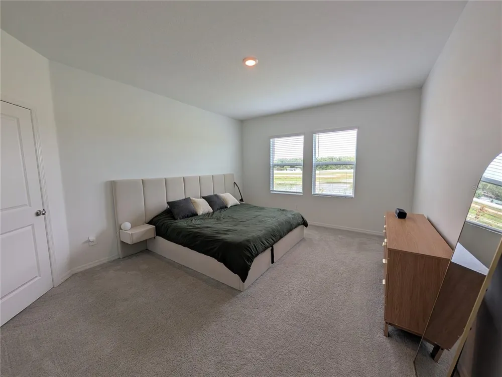 3385 LAPIS LAKE DRIVE Zephyrhills, FL 33541