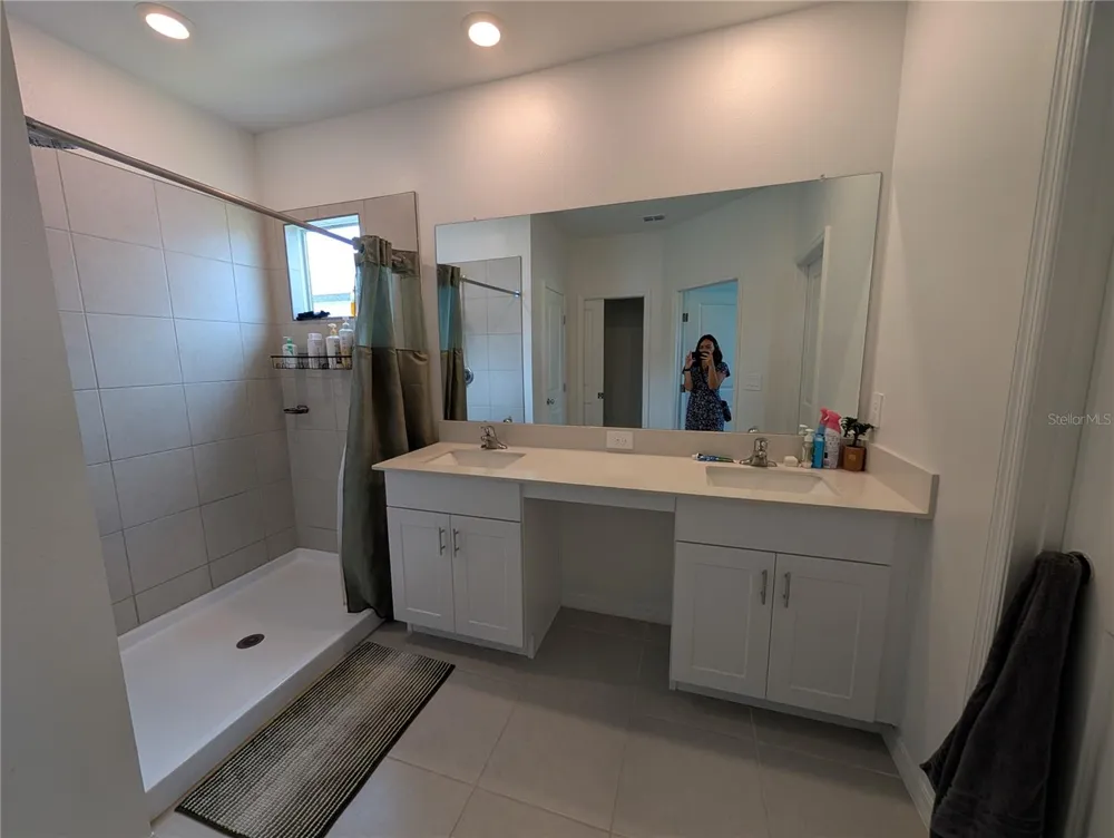 3385 LAPIS LAKE DRIVE Zephyrhills, FL 33541