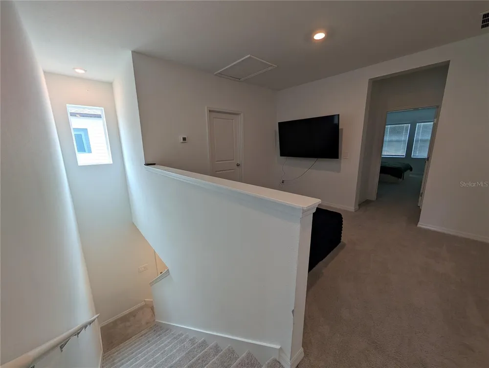 3385 LAPIS LAKE DRIVE Zephyrhills, FL 33541