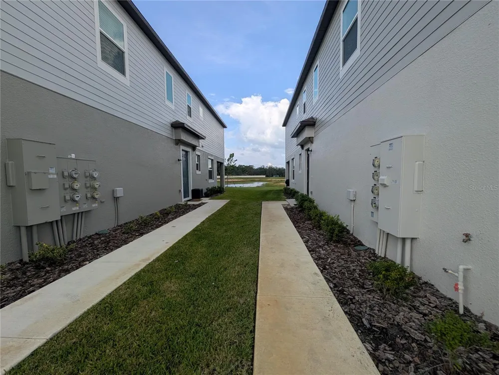 3385 LAPIS LAKE DRIVE Zephyrhills, FL 33541