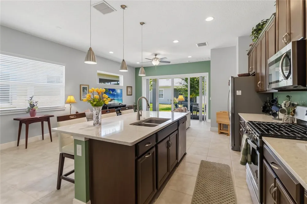 2374 DATURA LOOP St Cloud, FL 34772