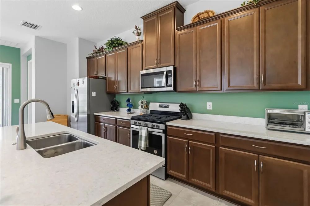 2374 DATURA LOOP St Cloud, FL 34772
