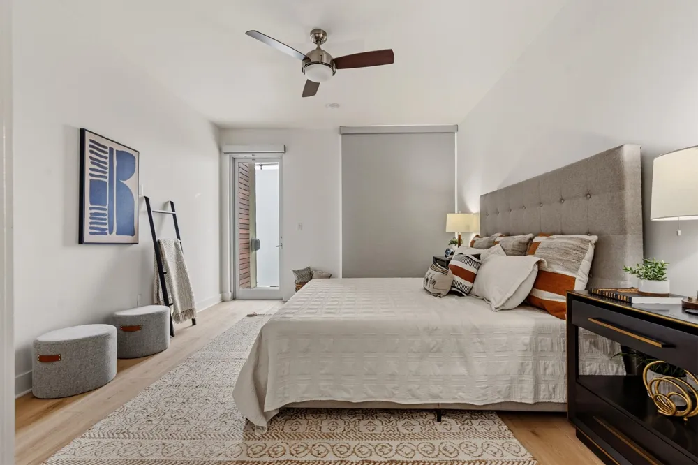 210 Lee Barton Drive #517 Austin, TX 78704