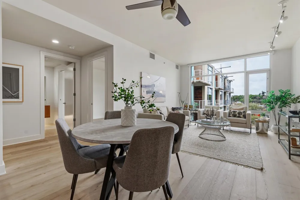 210 Lee Barton Drive #517 Austin, TX 78704