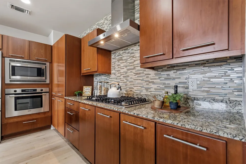 210 Lee Barton Drive #517 Austin, TX 78704