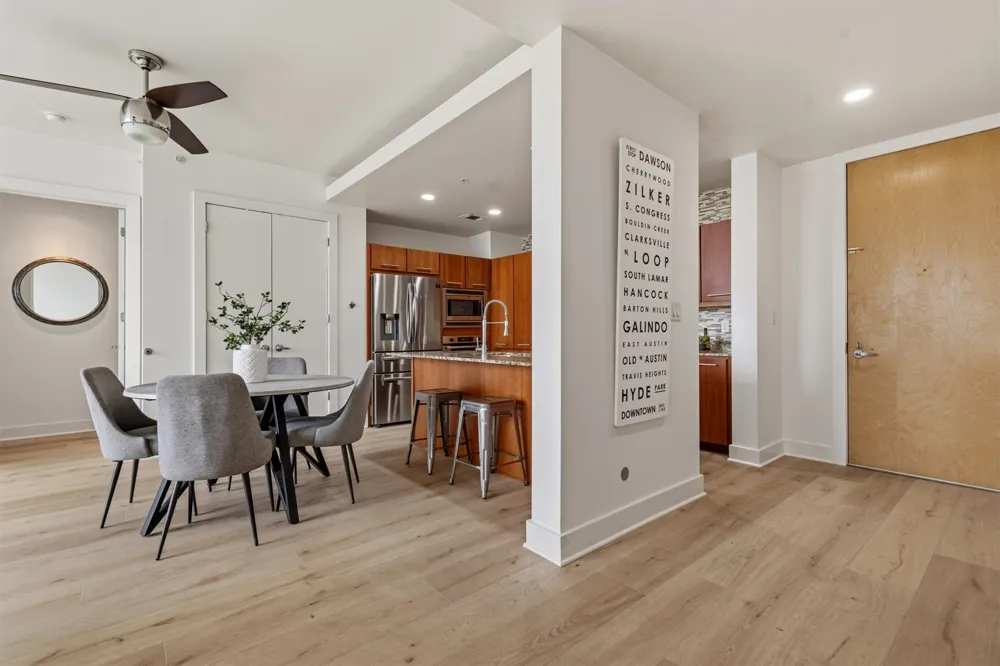 210 Lee Barton Drive #517 Austin, TX 78704
