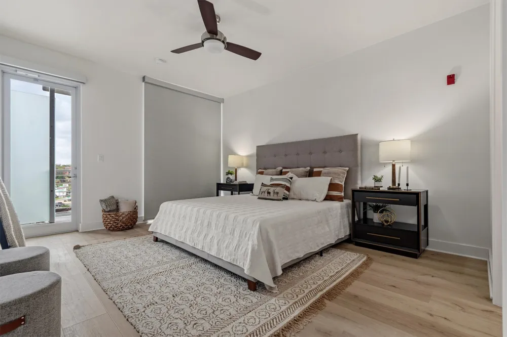 210 Lee Barton Drive #517 Austin, TX 78704