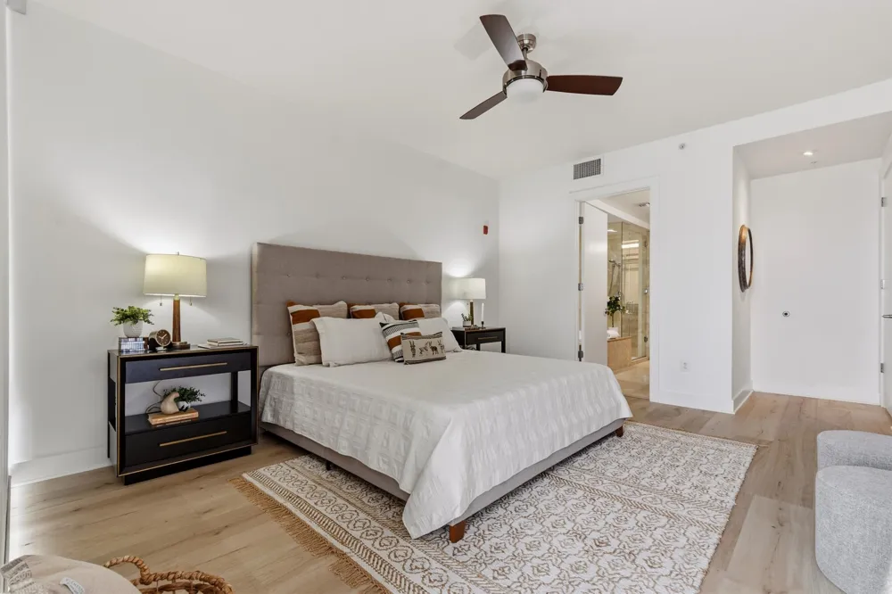210 Lee Barton Drive #517 Austin, TX 78704