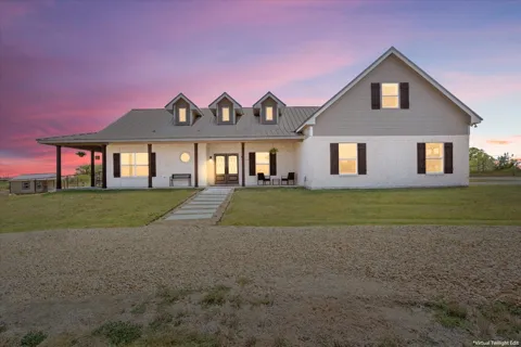8813 Stallion Road