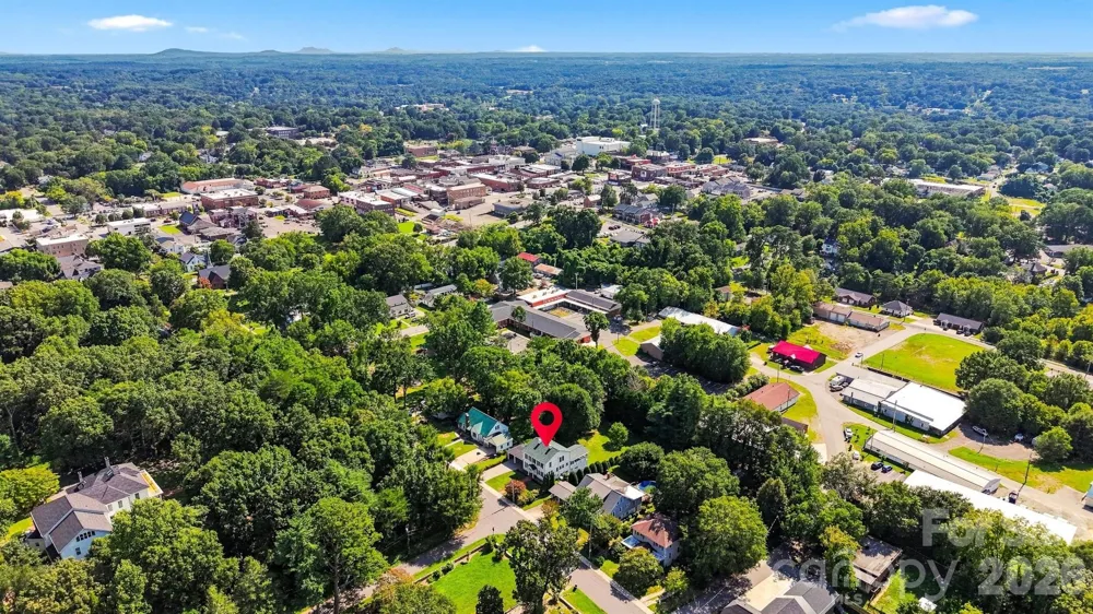433 Cedar Street Lincolnton, NC 28092