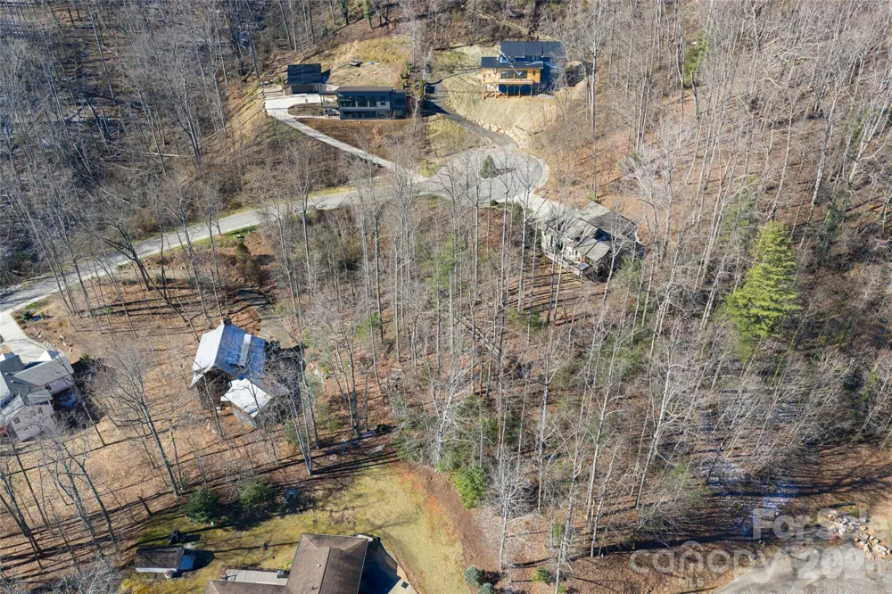 15 La Grange Drive Asheville, NC 28805
