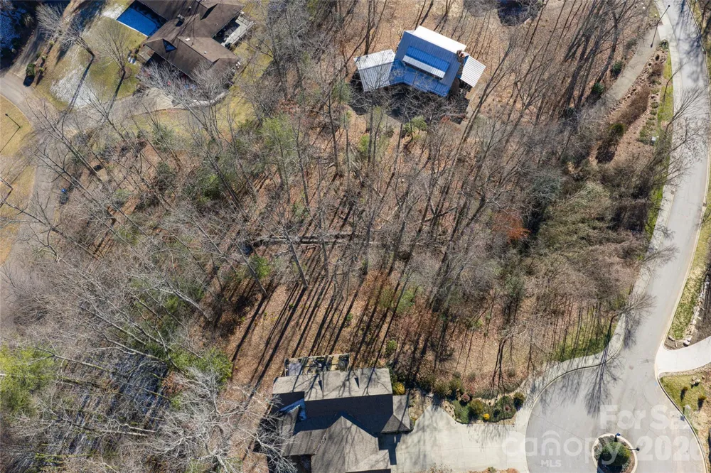 15 La Grange Drive Asheville, NC 28805