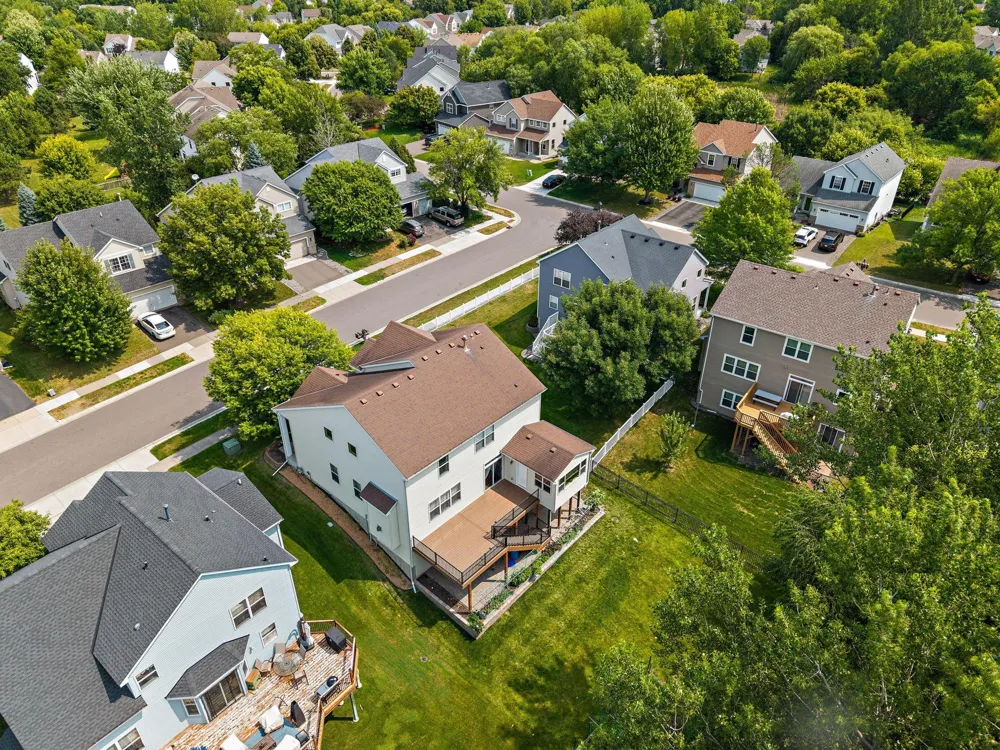 17855 90th Place Maple Grove, MN 55311