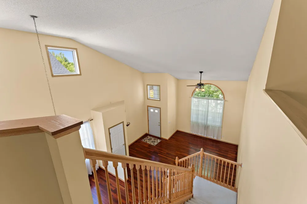 17855 90th Place Maple Grove, MN 55311
