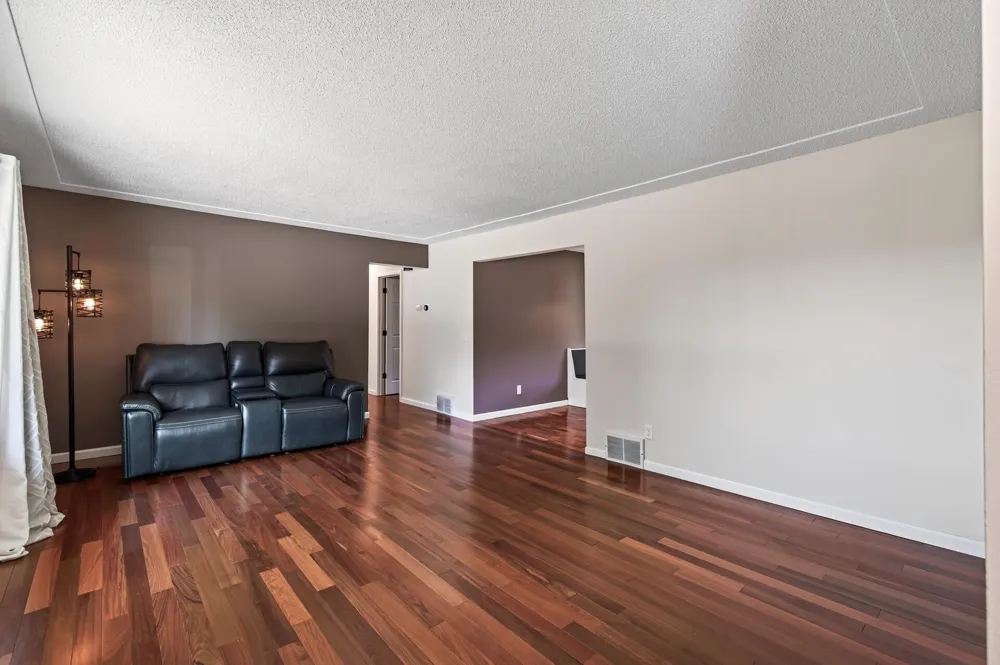 2051 Deerwood Lane NE East Bethel, MN 55092