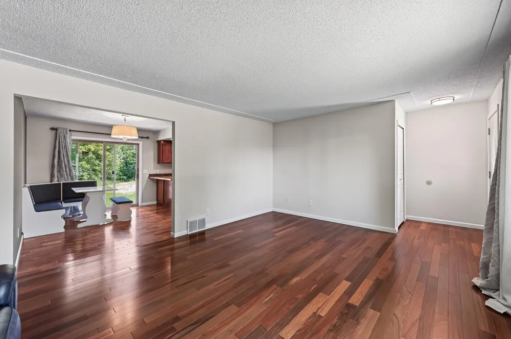2051 Deerwood Lane NE East Bethel, MN 55092