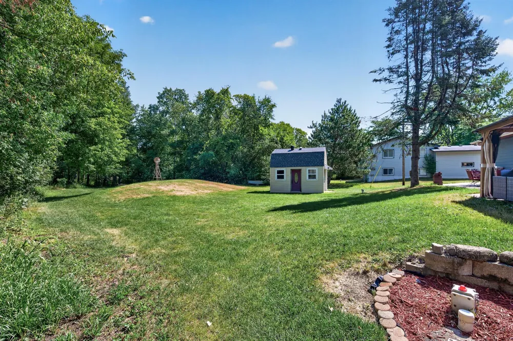 2051 Deerwood Lane NE East Bethel, MN 55092