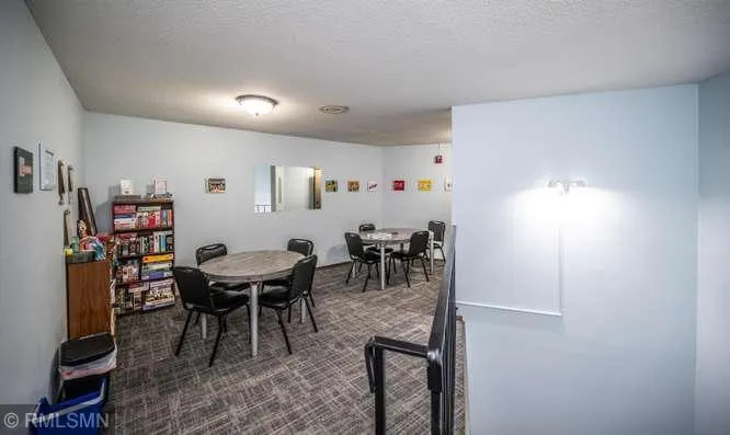 135 Viking Drive E #102 Little Canada, MN 55117