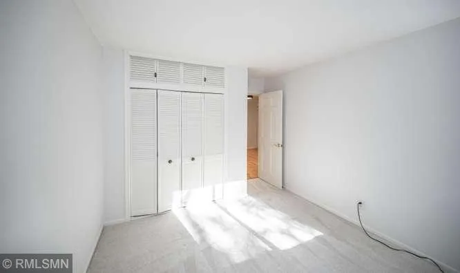 135 Viking Drive E #102 Little Canada, MN 55117