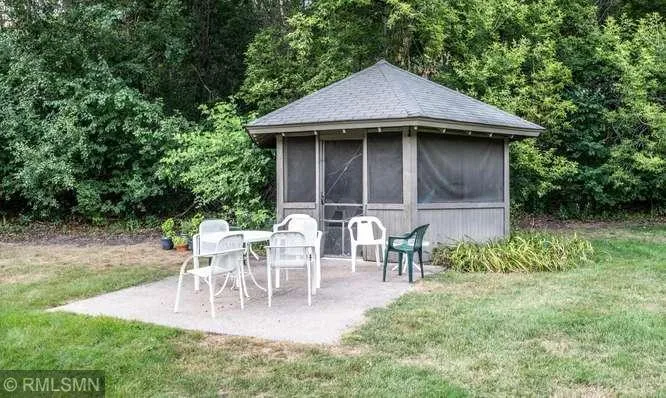 135 Viking Drive E #102 Little Canada, MN 55117