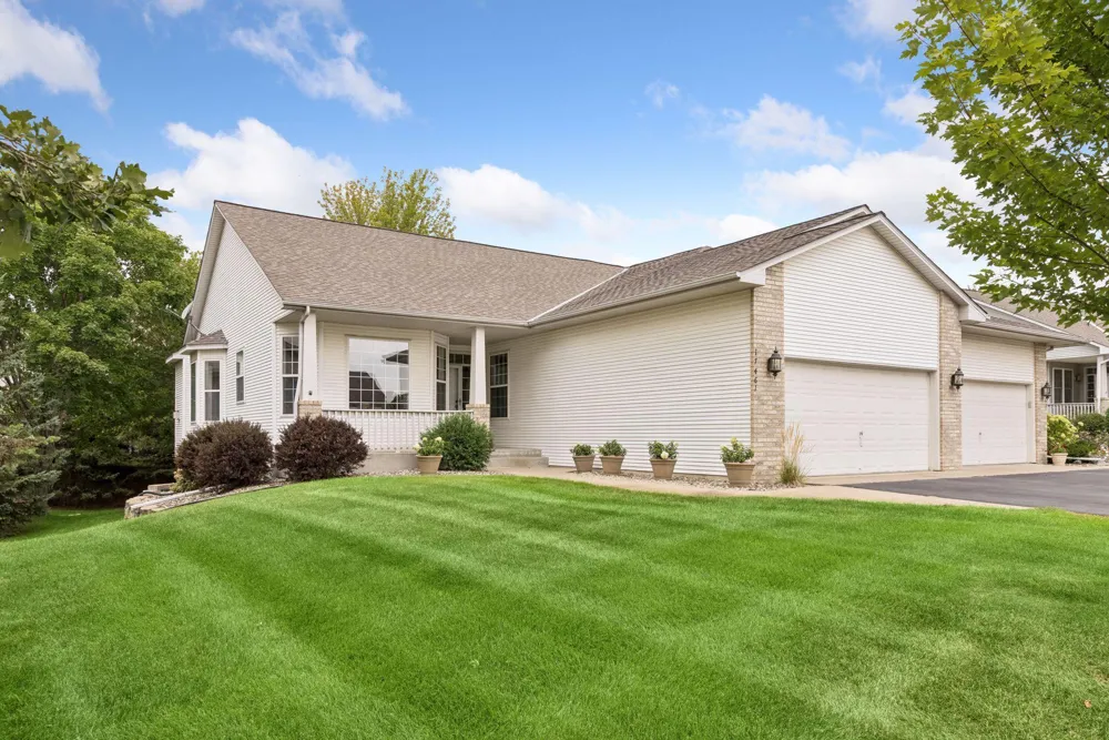 17461 Haralson Drive Eden Prairie, MN 55347