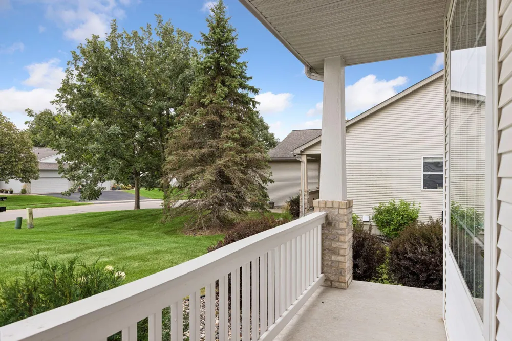 17461 Haralson Drive Eden Prairie, MN 55347