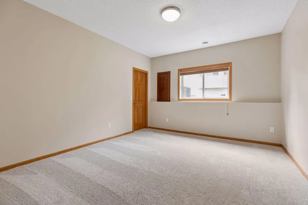 17461 Haralson Drive Eden Prairie, MN 55347