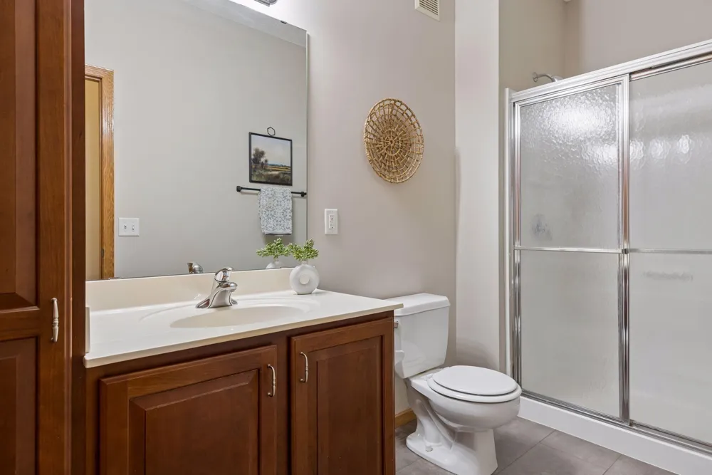 17461 Haralson Drive Eden Prairie, MN 55347