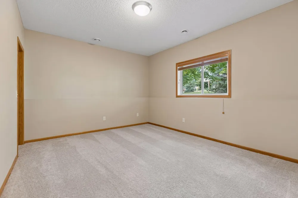 17461 Haralson Drive Eden Prairie, MN 55347