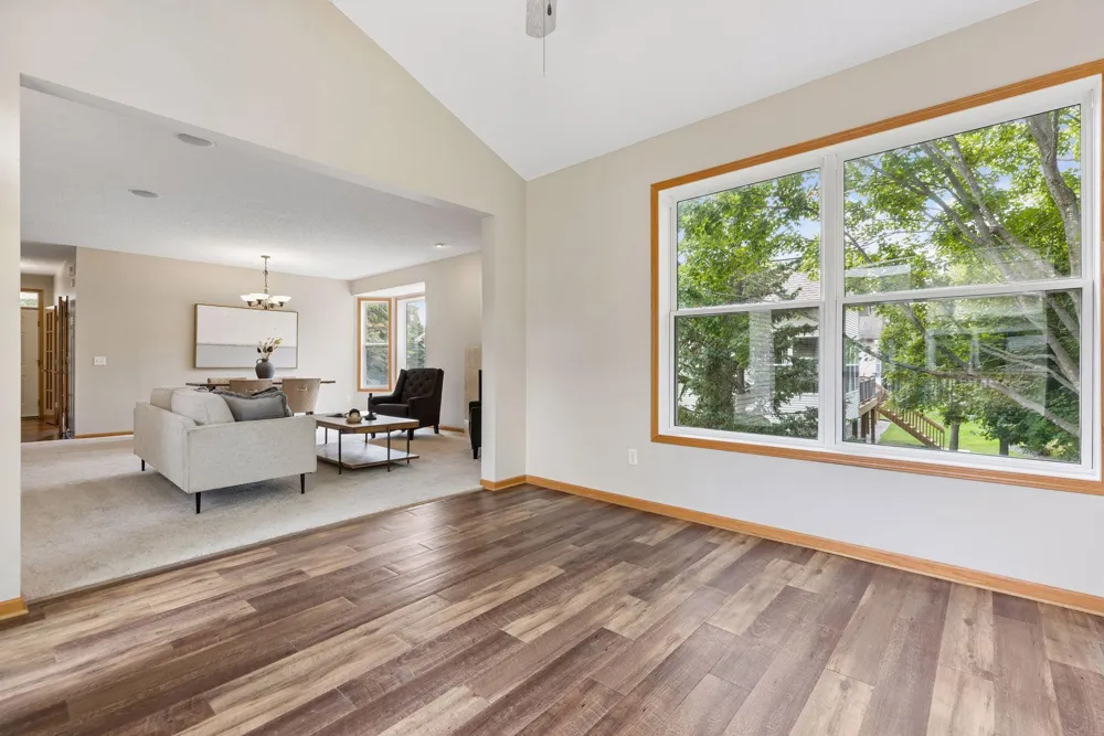 17461 Haralson Drive Eden Prairie, MN 55347