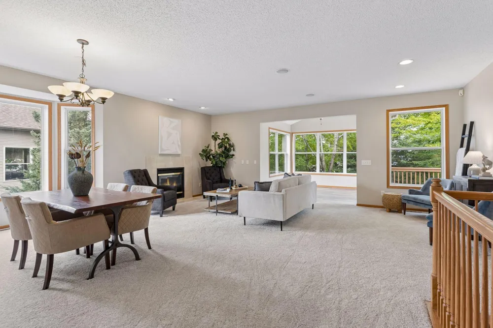 17461 Haralson Drive Eden Prairie, MN 55347