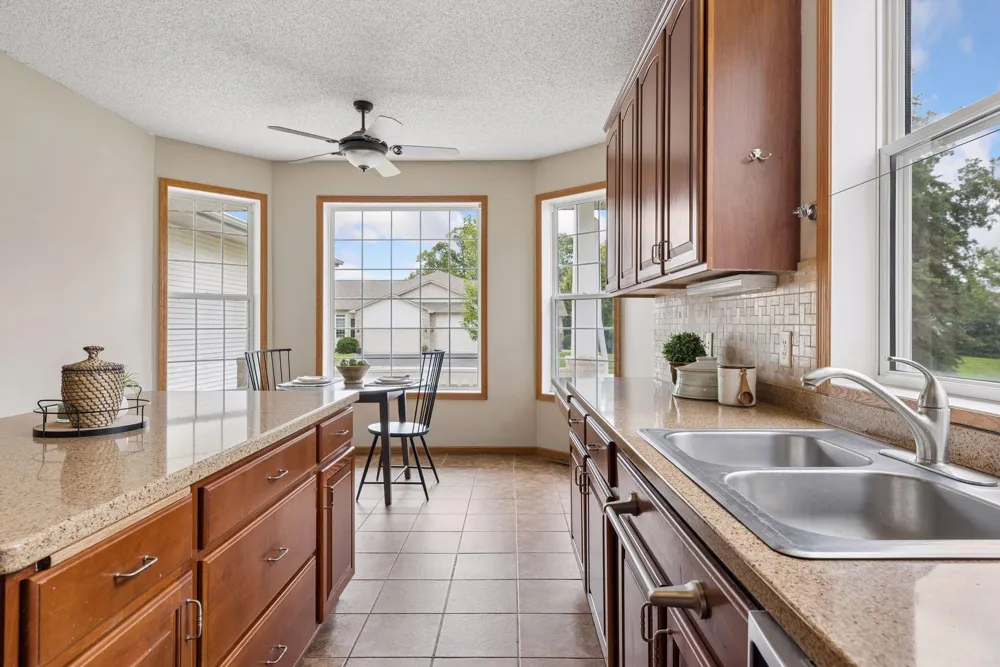 17461 Haralson Drive Eden Prairie, MN 55347