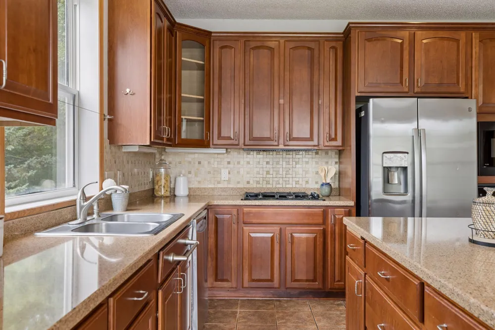 17461 Haralson Drive Eden Prairie, MN 55347