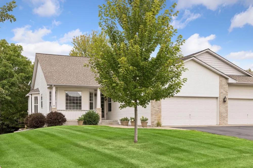 17461 Haralson Drive Eden Prairie, MN 55347