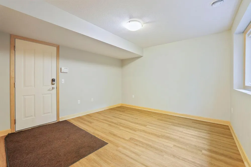 811 Thornton Street SE Minneapolis, MN 55414