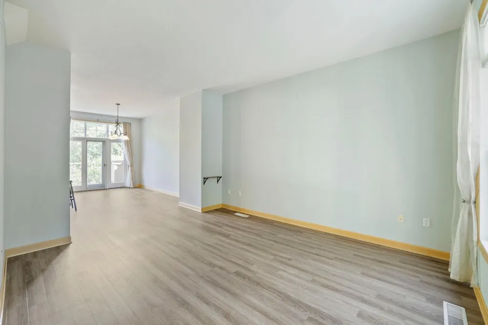 811 Thornton Street SE Minneapolis, MN 55414