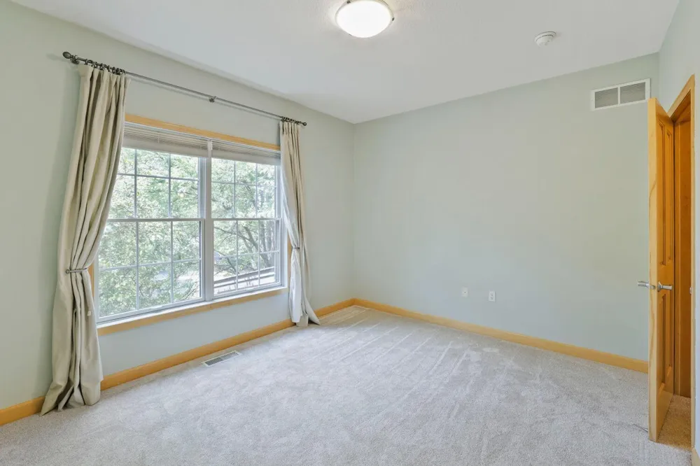811 Thornton Street SE Minneapolis, MN 55414